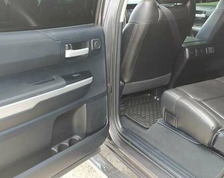 Тойота Тундра 2014 в Киеве на Automoto.ua Серый Тойота Тундра, объемом двигателя 5.7 л и пробегом 162 тыс. км за 38000 $, фото 34 на Automoto.ua