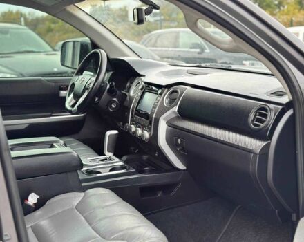 Серый Тойота Тундра, объемом двигателя 5.7 л и пробегом 226 тыс. км за 24500 $, фото 7 на Automoto.ua