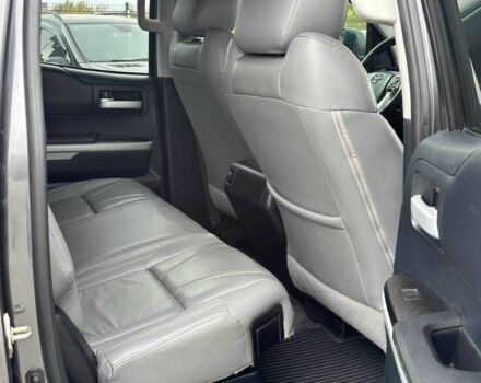 Серый Тойота Тундра, объемом двигателя 5.7 л и пробегом 226 тыс. км за 24500 $, фото 8 на Automoto.ua