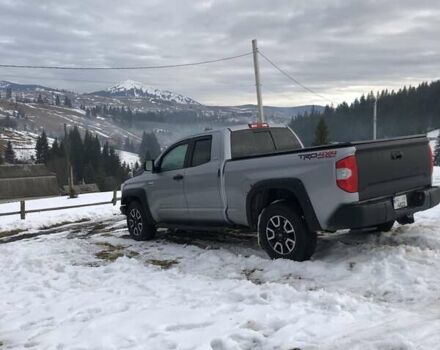 Серый Тойота Тундра, объемом двигателя 5.66 л и пробегом 61 тыс. км за 32500 $, фото 4 на Automoto.ua