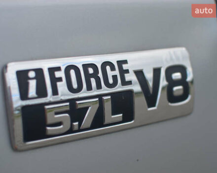 Сірий Тойота Тундра, об'ємом двигуна 5.7 л та пробігом 27 тис. км за 23490 $, фото 10 на Automoto.ua