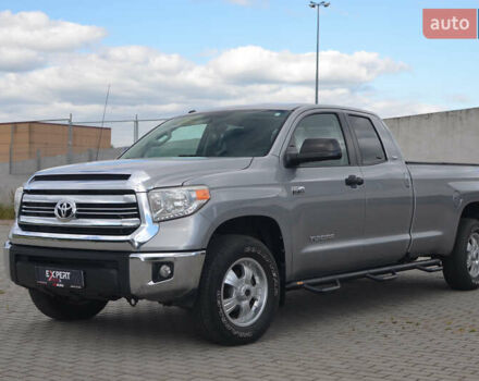 Сірий Тойота Тундра, об'ємом двигуна 5.7 л та пробігом 27 тис. км за 23490 $, фото 2 на Automoto.ua