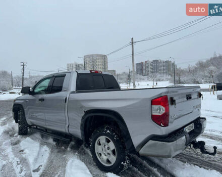 Сірий Тойота Тундра, об'ємом двигуна 5.7 л та пробігом 91 тис. км за 35000 $, фото 4 на Automoto.ua