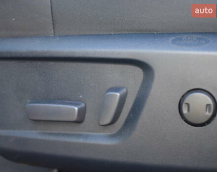 Сірий Тойота Тундра, об'ємом двигуна 5.7 л та пробігом 27 тис. км за 23490 $, фото 30 на Automoto.ua