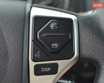 Сірий Тойота Тундра, об'ємом двигуна 5.7 л та пробігом 27 тис. км за 23490 $, фото 18 на Automoto.ua