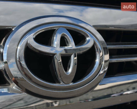 Сірий Тойота Тундра, об'ємом двигуна 5.7 л та пробігом 27 тис. км за 23490 $, фото 4 на Automoto.ua