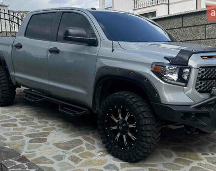 Сірий Тойота Тундра, об'ємом двигуна 5.66 л та пробігом 118 тис. км за 62000 $, фото 12 на Automoto.ua