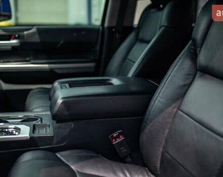 Серый Тойота Тундра, объемом двигателя 5.66 л и пробегом 115 тыс. км за 42500 $, фото 79 на Automoto.ua