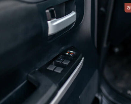 Серый Тойота Тундра, объемом двигателя 5.66 л и пробегом 115 тыс. км за 42500 $, фото 63 на Automoto.ua