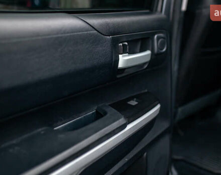 Серый Тойота Тундра, объемом двигателя 5.66 л и пробегом 115 тыс. км за 42500 $, фото 75 на Automoto.ua