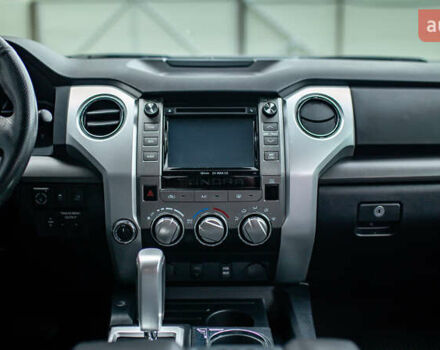 Серый Тойота Тундра, объемом двигателя 5.66 л и пробегом 115 тыс. км за 42500 $, фото 45 на Automoto.ua