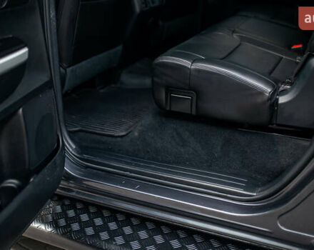 Серый Тойота Тундра, объемом двигателя 5.66 л и пробегом 115 тыс. км за 42500 $, фото 74 на Automoto.ua