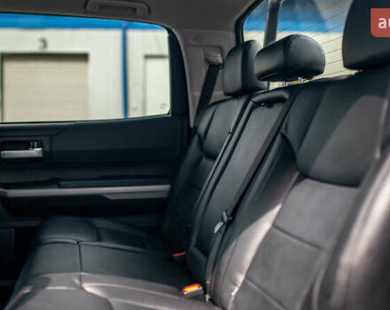 Серый Тойота Тундра, объемом двигателя 5.66 л и пробегом 115 тыс. км за 42500 $, фото 71 на Automoto.ua