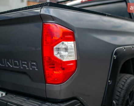 Серый Тойота Тундра, объемом двигателя 5.66 л и пробегом 115 тыс. км за 42500 $, фото 10 на Automoto.ua