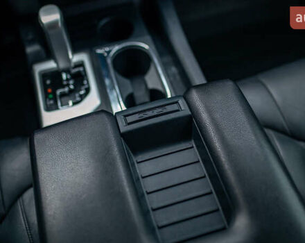 Серый Тойота Тундра, объемом двигателя 5.66 л и пробегом 115 тыс. км за 42500 $, фото 47 на Automoto.ua