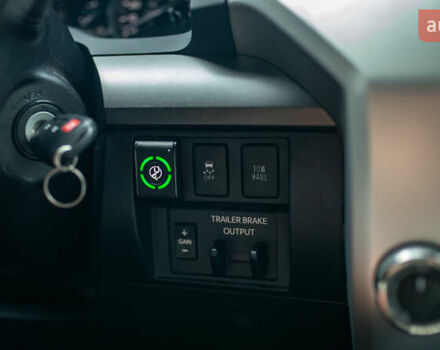 Серый Тойота Тундра, объемом двигателя 5.66 л и пробегом 115 тыс. км за 42500 $, фото 52 на Automoto.ua