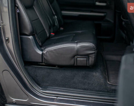 Серый Тойота Тундра, объемом двигателя 5.66 л и пробегом 115 тыс. км за 42500 $, фото 23 на Automoto.ua