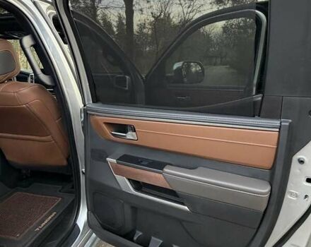 Серый Тойота Тундра, объемом двигателя 3.45 л и пробегом 32 тыс. км за 69900 $, фото 40 на Automoto.ua