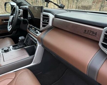 Серый Тойота Тундра, объемом двигателя 3.45 л и пробегом 32 тыс. км за 69900 $, фото 33 на Automoto.ua