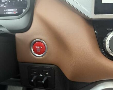 Серый Тойота Тундра, объемом двигателя 3.45 л и пробегом 32 тыс. км за 69900 $, фото 48 на Automoto.ua