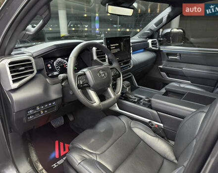 Серый Тойота Тундра, объемом двигателя 3.45 л и пробегом 8 тыс. км за 100500 $, фото 20 на Automoto.ua