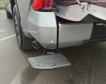 Серый Тойота Тундра, объемом двигателя 3.45 л и пробегом 4 тыс. км за 92000 $, фото 41 на Automoto.ua