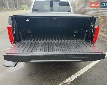 Серый Тойота Тундра, объемом двигателя 3.45 л и пробегом 4 тыс. км за 92000 $, фото 8 на Automoto.ua