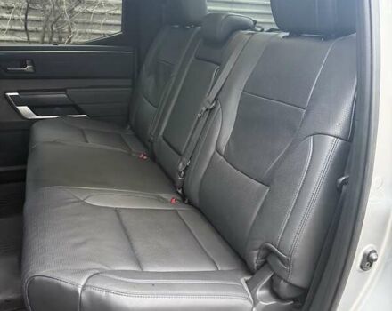 Серый Тойота Тундра, объемом двигателя 3.45 л и пробегом 4 тыс. км за 92000 $, фото 34 на Automoto.ua