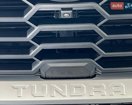 Серый Тойота Тундра, объемом двигателя 3.45 л и пробегом 8 тыс. км за 110000 $, фото 14 на Automoto.ua