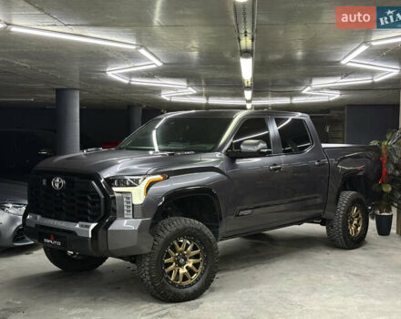Серый Тойота Тундра, объемом двигателя 3.45 л и пробегом 8 тыс. км за 100500 $, фото 5 на Automoto.ua
