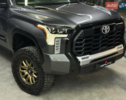Серый Тойота Тундра, объемом двигателя 3.45 л и пробегом 8 тыс. км за 100500 $, фото 3 на Automoto.ua
