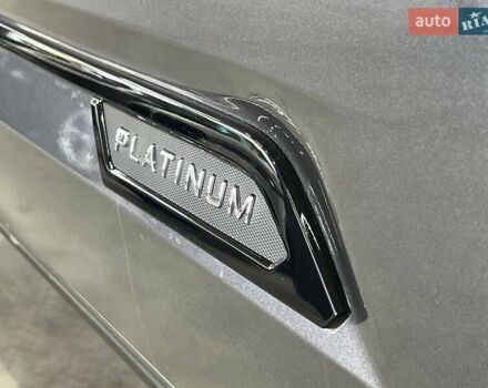 Серый Тойота Тундра, объемом двигателя 3.45 л и пробегом 8 тыс. км за 110000 $, фото 7 на Automoto.ua