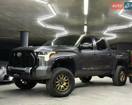 Серый Тойота Тундра, объемом двигателя 3.45 л и пробегом 8 тыс. км за 100500 $, фото 6 на Automoto.ua