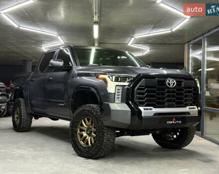 Серый Тойота Тундра, объемом двигателя 3.45 л и пробегом 8 тыс. км за 100500 $, фото 1 на Automoto.ua