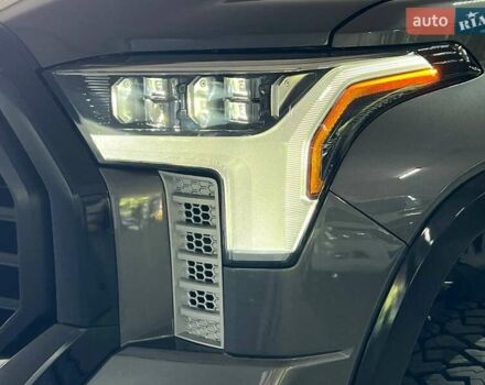 Серый Тойота Тундра, объемом двигателя 3.45 л и пробегом 8 тыс. км за 110000 $, фото 12 на Automoto.ua