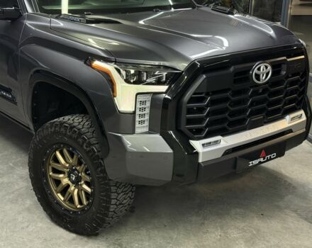 Серый Тойота Тундра, объемом двигателя 3.5 л и пробегом 8 тыс. км за 100500 $, фото 1 на Automoto.ua