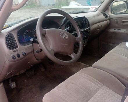 Серый Тойота Тундра, объемом двигателя 4.7 л и пробегом 123 тыс. км за 3900 $, фото 3 на Automoto.ua