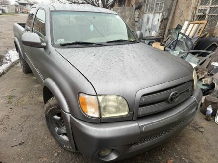 Сірий Тойота Тундра, об'ємом двигуна 4.7 л та пробігом 200 тис. км за 3200 $, фото 1 на Automoto.ua