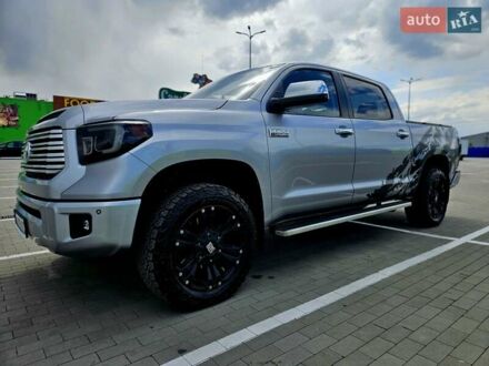 Тойота Тундра 2016 у Вінниці на Automoto.ua Сірий Тойота Тундра, об'ємом двигуна 5.66 л та пробігом 124 тис. км за 35000 $, фото 1 на Automoto.ua