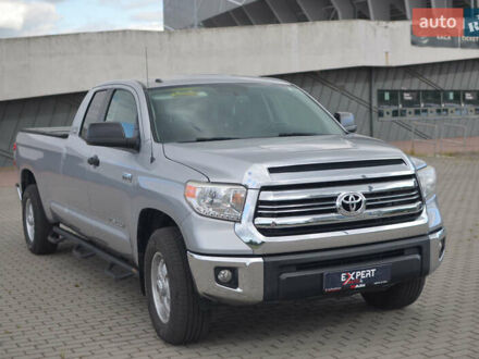 Сірий Тойота Тундра, об'ємом двигуна 5.7 л та пробігом 27 тис. км за 23490 $, фото 1 на Automoto.ua
