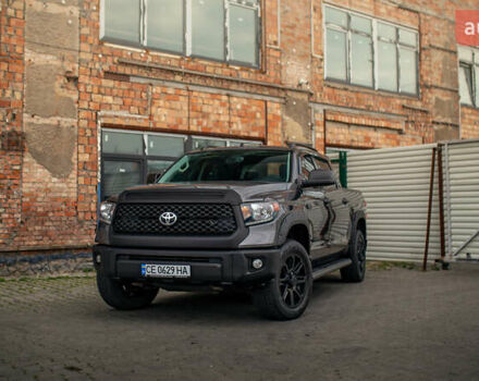 Серый Тойота Тундра, объемом двигателя 5.66 л и пробегом 115 тыс. км за 42500 $, фото 1 на Automoto.ua