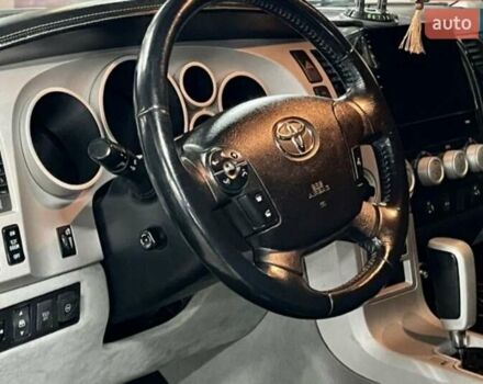 Синий Тойота Тундра, объемом двигателя 5.7 л и пробегом 198 тыс. км за 22000 $, фото 6 на Automoto.ua