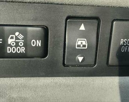 Синий Тойота Тундра, объемом двигателя 5.7 л и пробегом 198 тыс. км за 22000 $, фото 14 на Automoto.ua