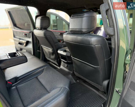 Зеленый Тойота Тундра, объемом двигателя 3.5 л и пробегом 63 тыс. км за 75000 $, фото 10 на Automoto.ua