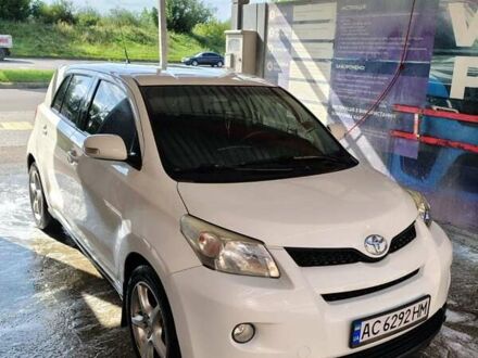 Белый Тойота Урбан Крузер, объемом двигателя 1.36 л и пробегом 225 тыс. км за 6500 $, фото 1 на Automoto.ua