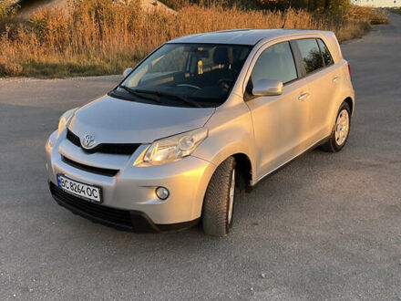 Тойота Урбан Крузер 2009 у Тернополі на Automoto.ua Сірий Тойота Урбан Крузер, об'ємом двигуна 1.36 л та пробігом 249 тис. км за 7500 $, фото 1 на Automoto.ua