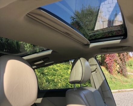 Белый Тойота Венза, объемом двигателя 2.7 л и пробегом 190 тыс. км за 14500 $, фото 4 на Automoto.ua