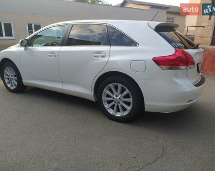 Белый Тойота Венза, объемом двигателя 2.7 л и пробегом 250 тыс. км за 13250 $, фото 3 на Automoto.ua