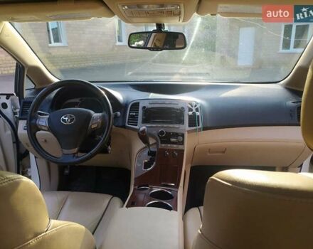 Белый Тойота Венза, объемом двигателя 2.7 л и пробегом 250 тыс. км за 13250 $, фото 10 на Automoto.ua