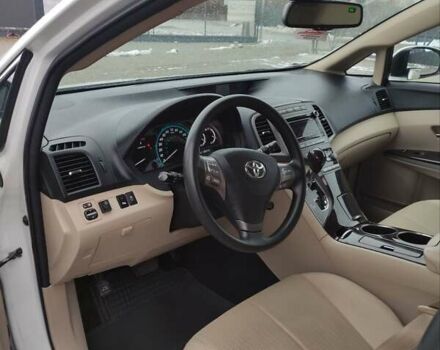 Белый Тойота Венза, объемом двигателя 2.67 л и пробегом 160 тыс. км за 13950 $, фото 25 на Automoto.ua